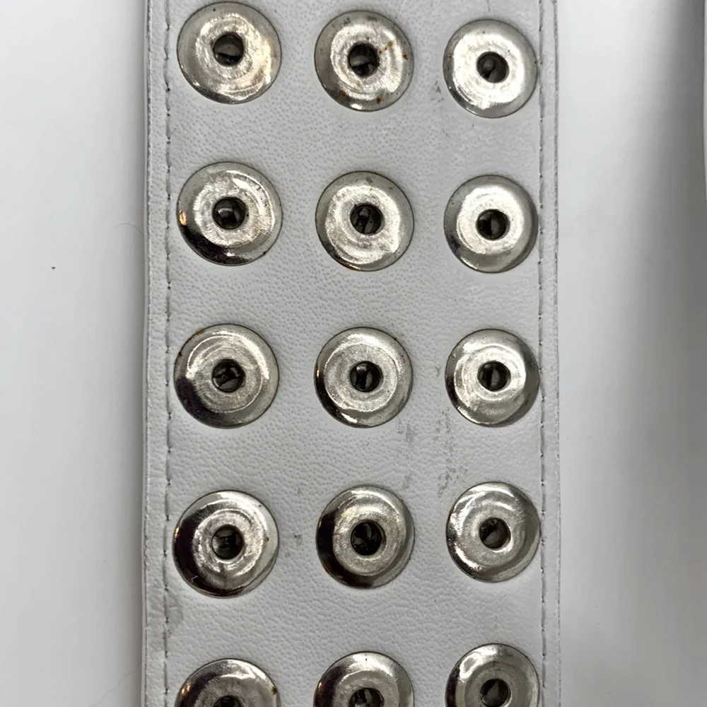 Hot Topic Belt Button 3 Row Snap Closure Man Made Material White M/L Punk Rock